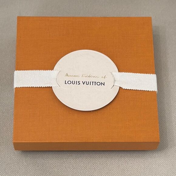 Louis Vuitton Orange Luxury Accessories Chocolate Box - Picture 1 of 9